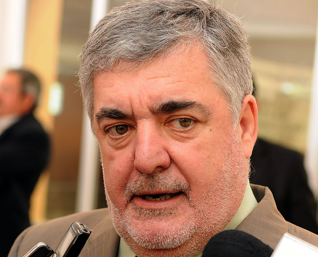 Das Neves cuestionó a Macri por la eliminación de 500 pensiones