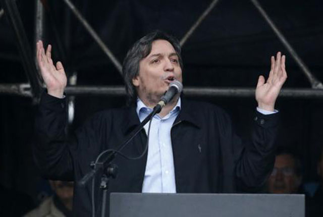 La paradoja kirchnerista: que Máximo llame “al trabajo” y a “resistir sin descansar”