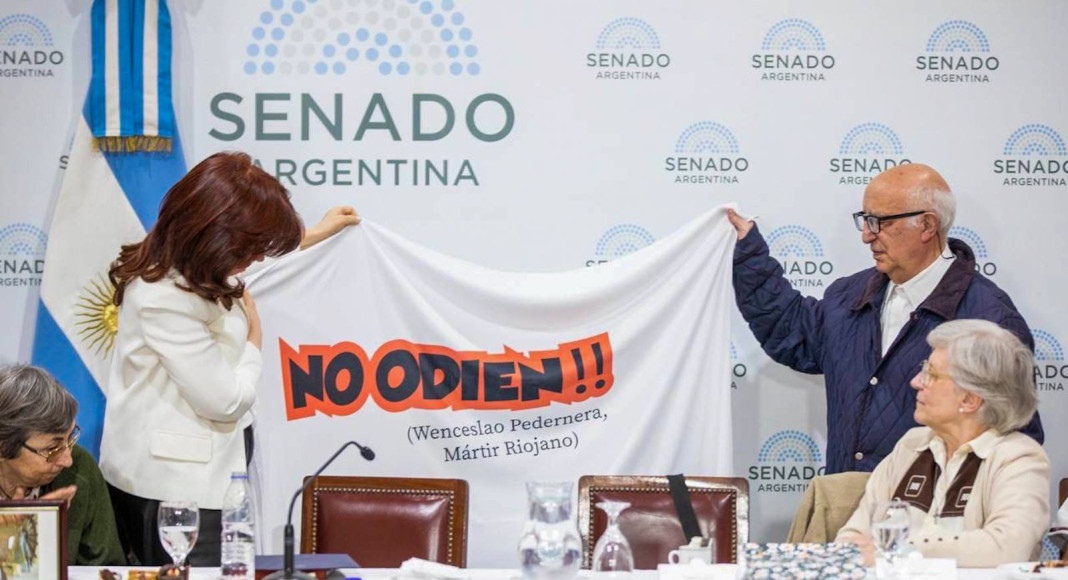 La vicepresidenta Cristina Kirchner mantuvo un encuentro con curas villeros - Foto: NA