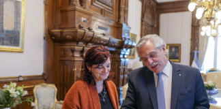 El presidente Alberto Fernández recibió hoy en Casa Rosada a la designada ministra de Trabajo, Kelly Olmos - Foto: NA