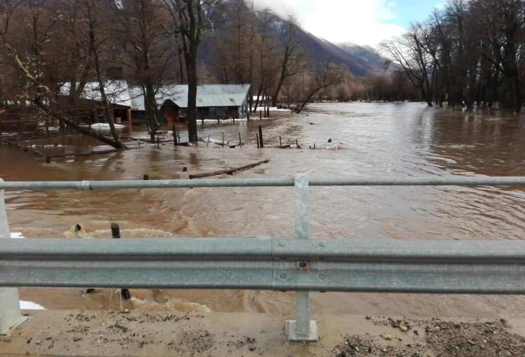 Desbordes de ríos y arroyos en Almanza