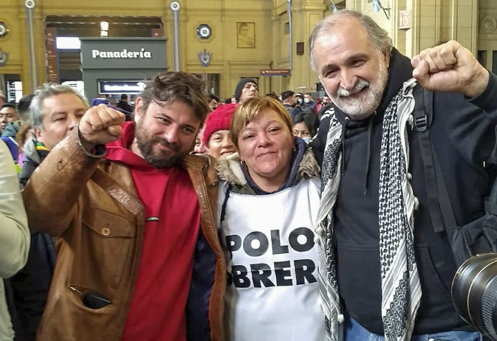 El dirigente del Polo Obrero Eduardo Belliboni y el dirigente de la UTEP Juan Grabois - Foto: NA