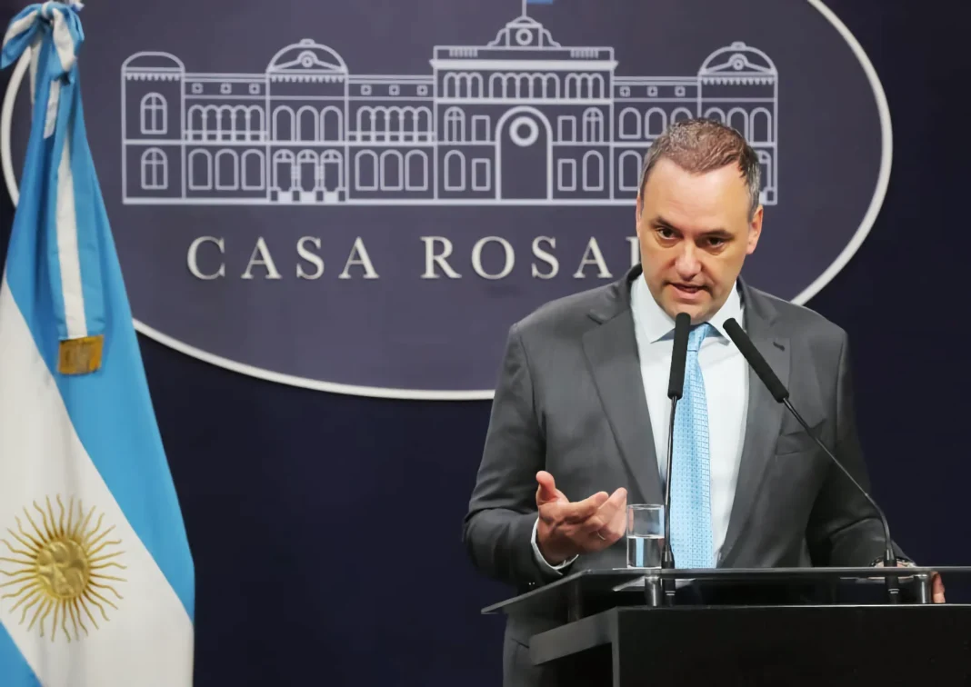 El vocero presidencial, Manuel Adorni -