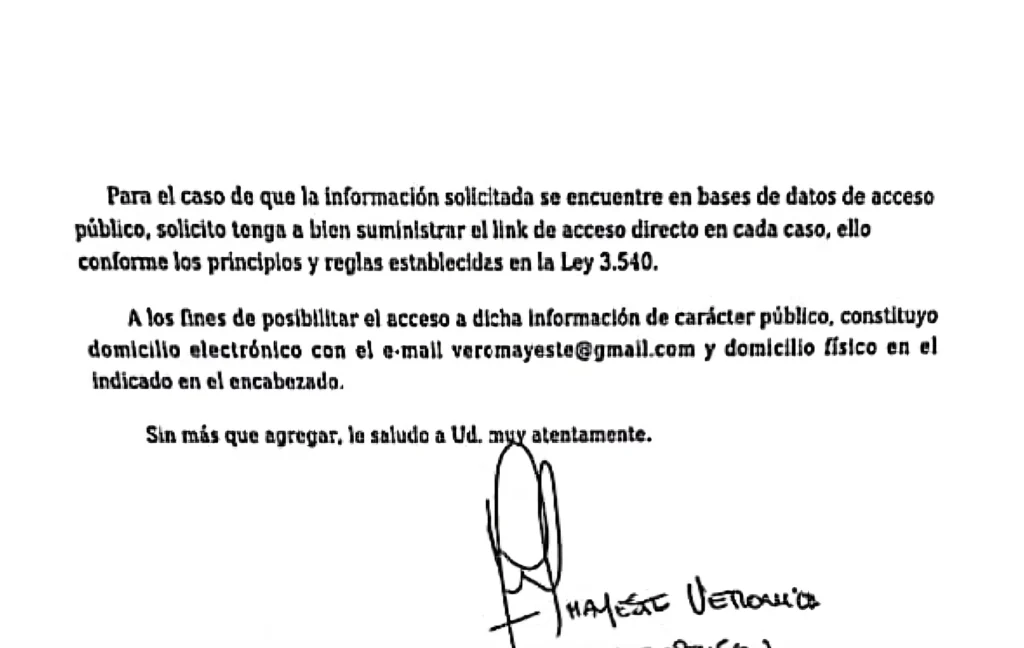 Una vecina de Río Gallegos le pidió al intendente Pablo Grasso información sobre los camiones recolectores que tiene asignados a Río Turbio