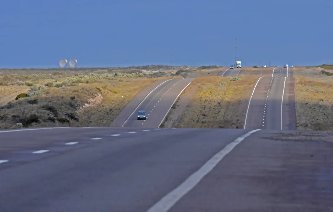 La doble trocha Trelew-Puerto Madryn será completada con fondos provinciales